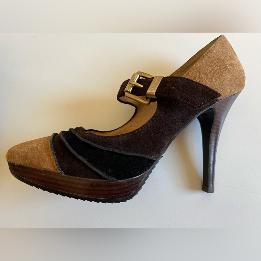 MICHAEL Michael Kors Brown Tan Black Suede Maryjane Gold buckle Pump Size 6.5 - Picture 8 of 16